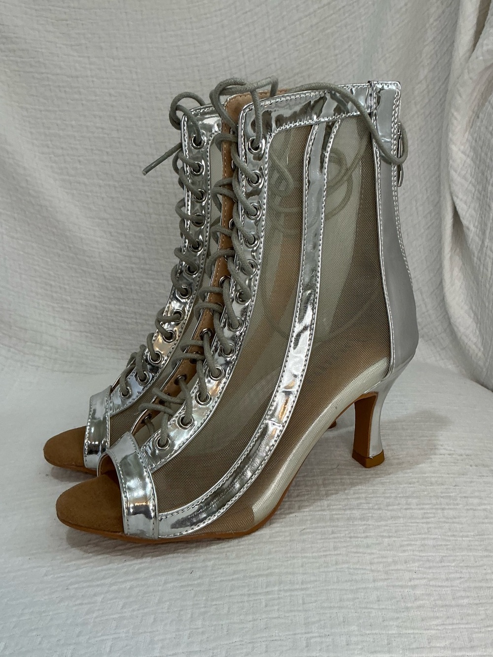 ๐ค Burju Sierra Silver Vegan Leather Mesh Street Sole 3โ Heeled Boots - 5.5 - Picture 3 of 11